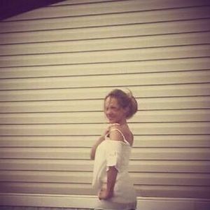 Meet your Posher, Chrissy