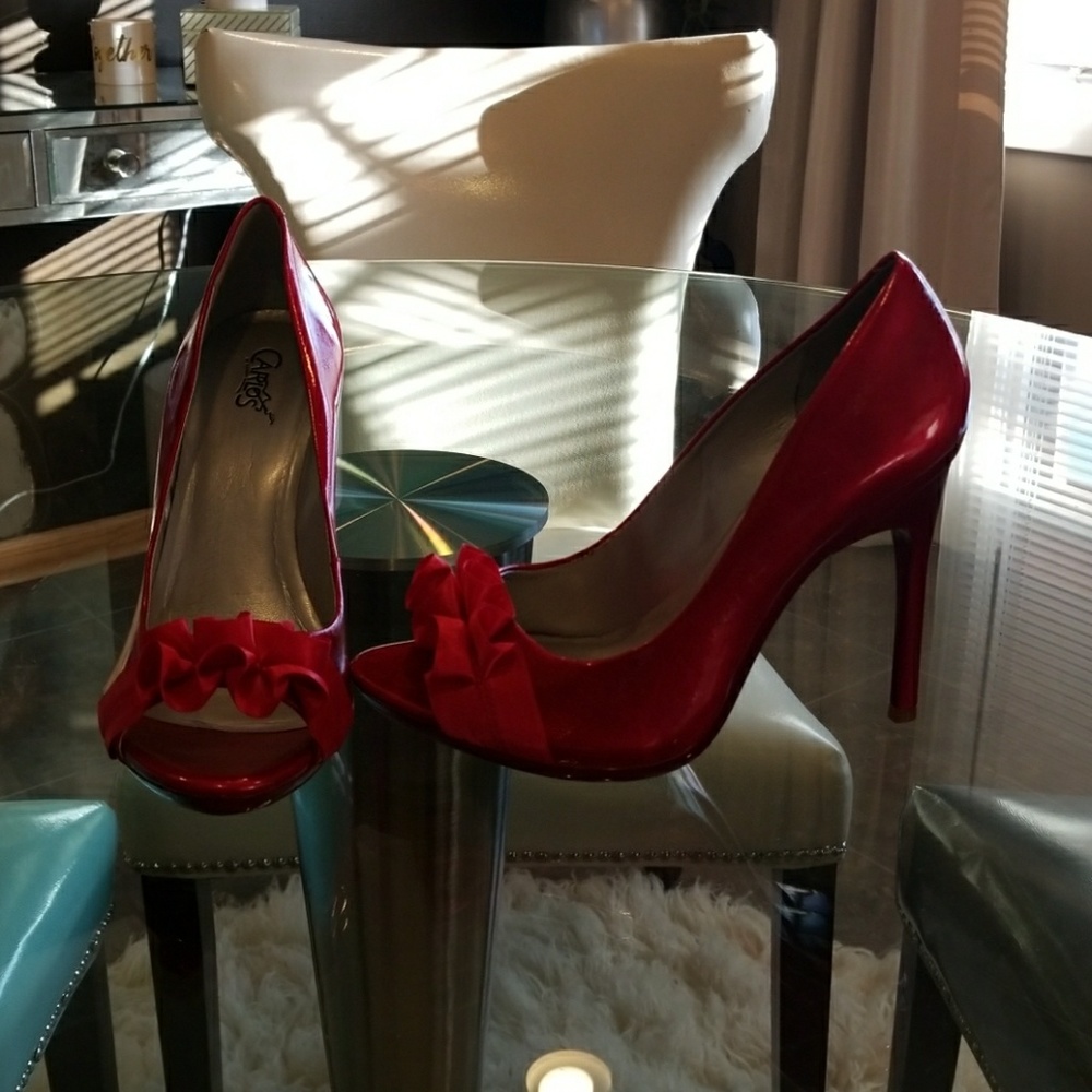 Carlos Santana Red Heels