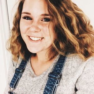 Meet your Posher, Annika