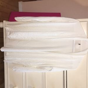 WHITE BLAZER/CARDIGAN SWEATER