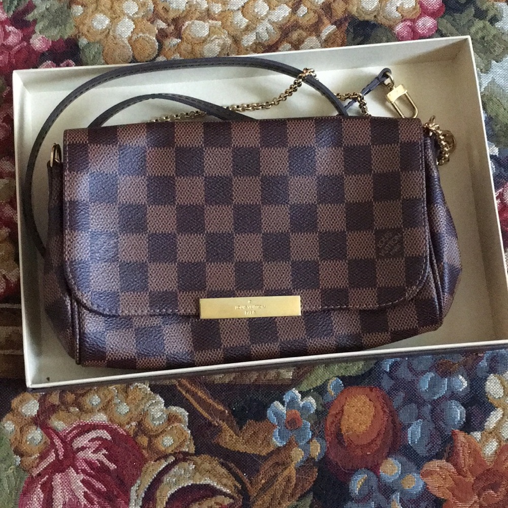 Favorite Damier Ebene MM Brown checkered canvas