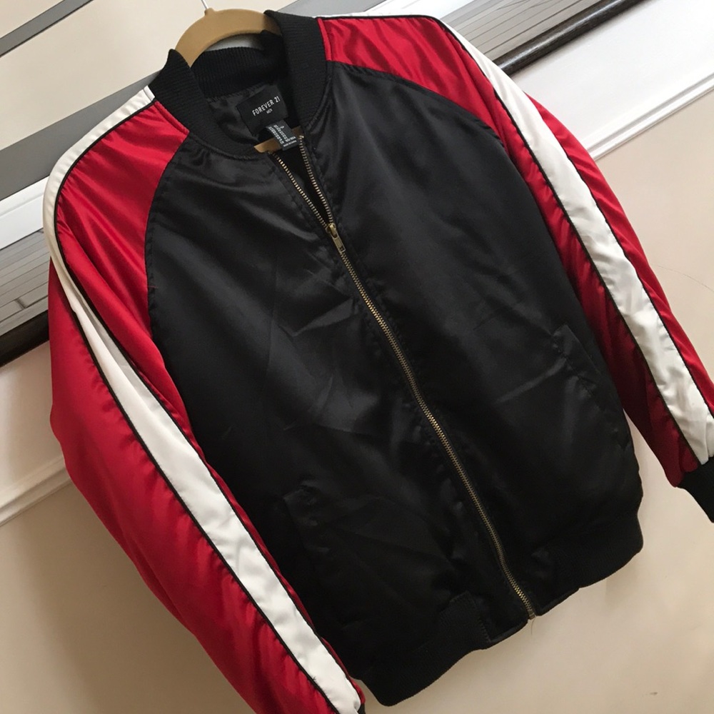 Cute jackt - Picture 3 of 4