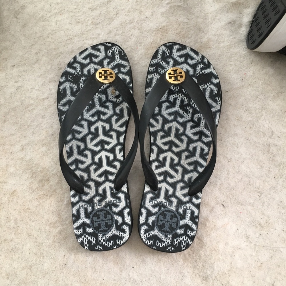 Tory burch flops!