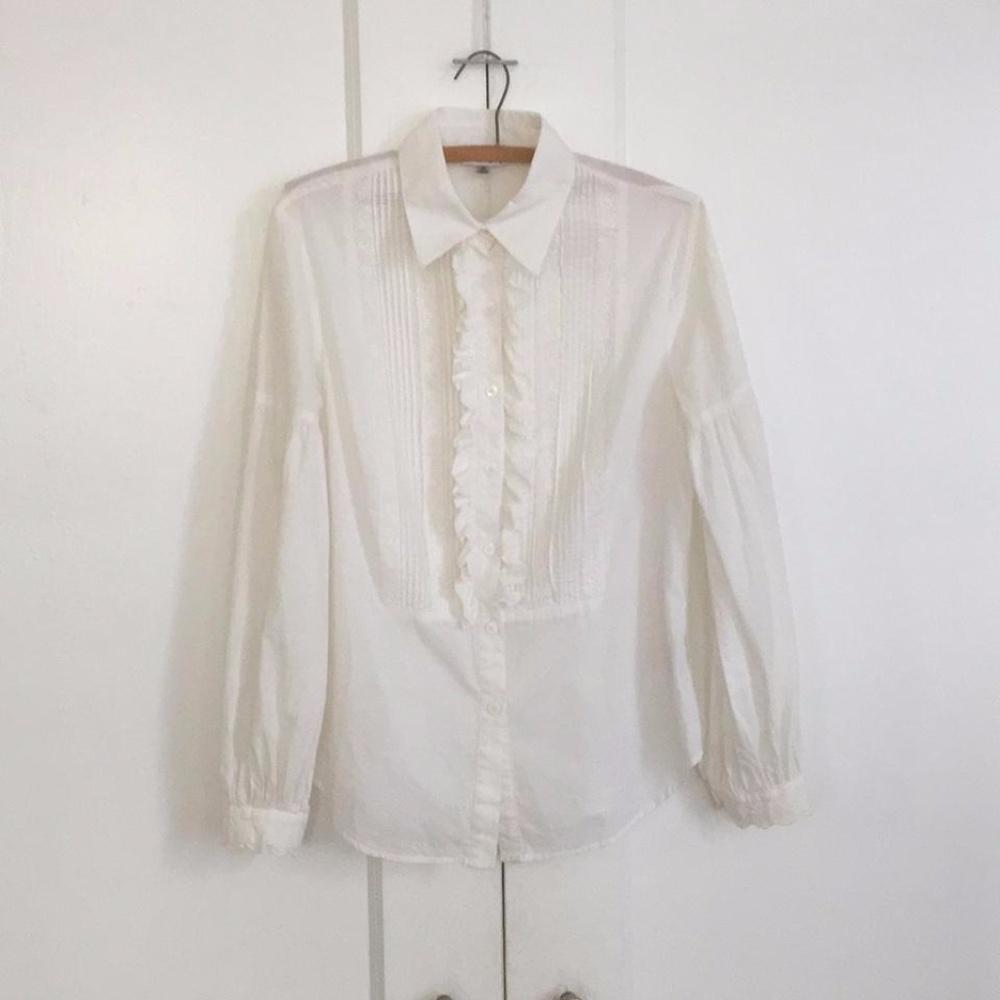 CAbi RUFFLE TOP - Picture 2 of 5