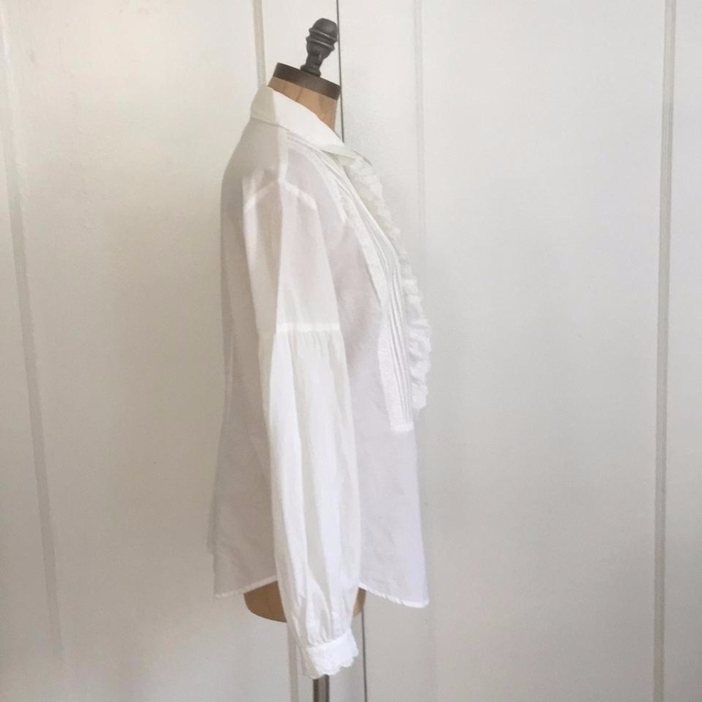 CAbi RUFFLE TOP - Picture 4 of 5