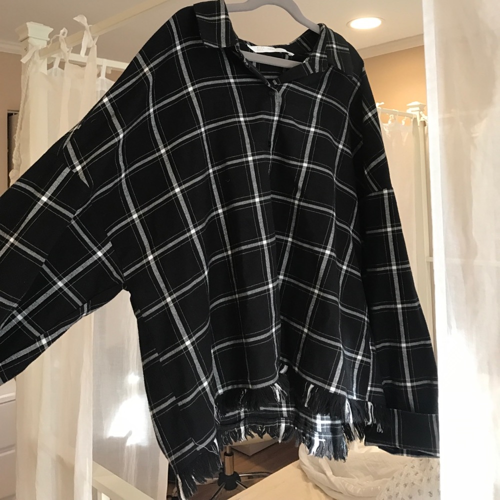 Distressed oversized flannel !!!