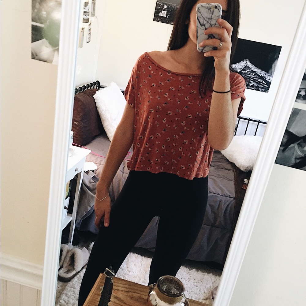 cropped tee