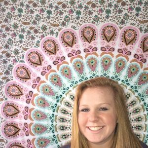 Meet your Posher, Sara