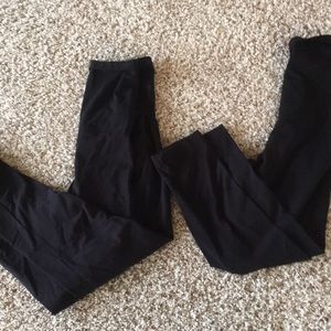 Maternity  leggings.