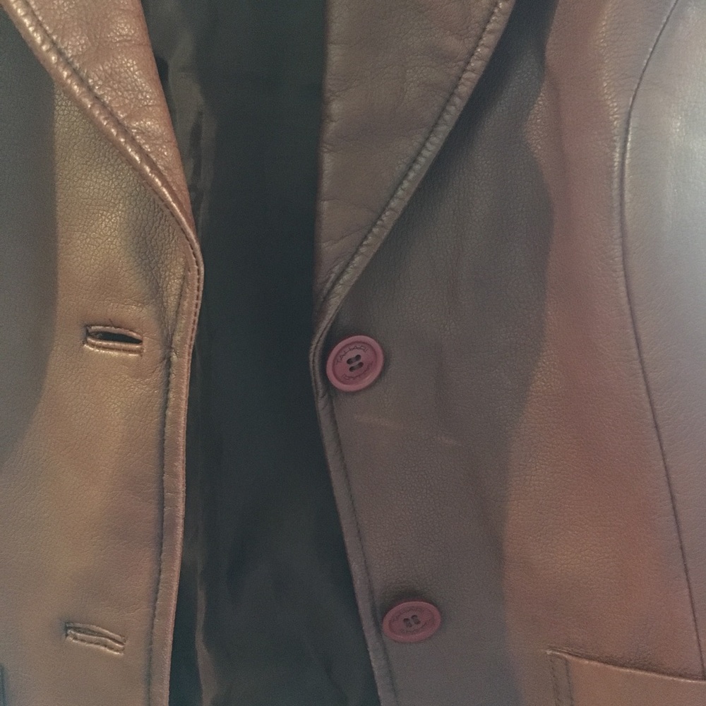 Tahari Leather Statement Jacket - image 3