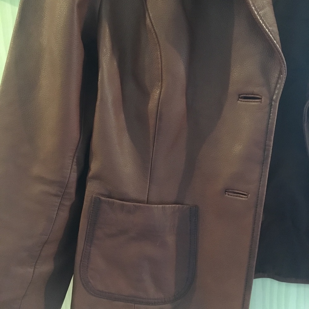 Tahari Leather Statement Jacket - image 4