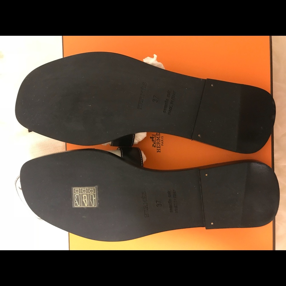 🛑SOLD🛑not available anymore🛑Hermes Oran sandal - Picture 3 of 5