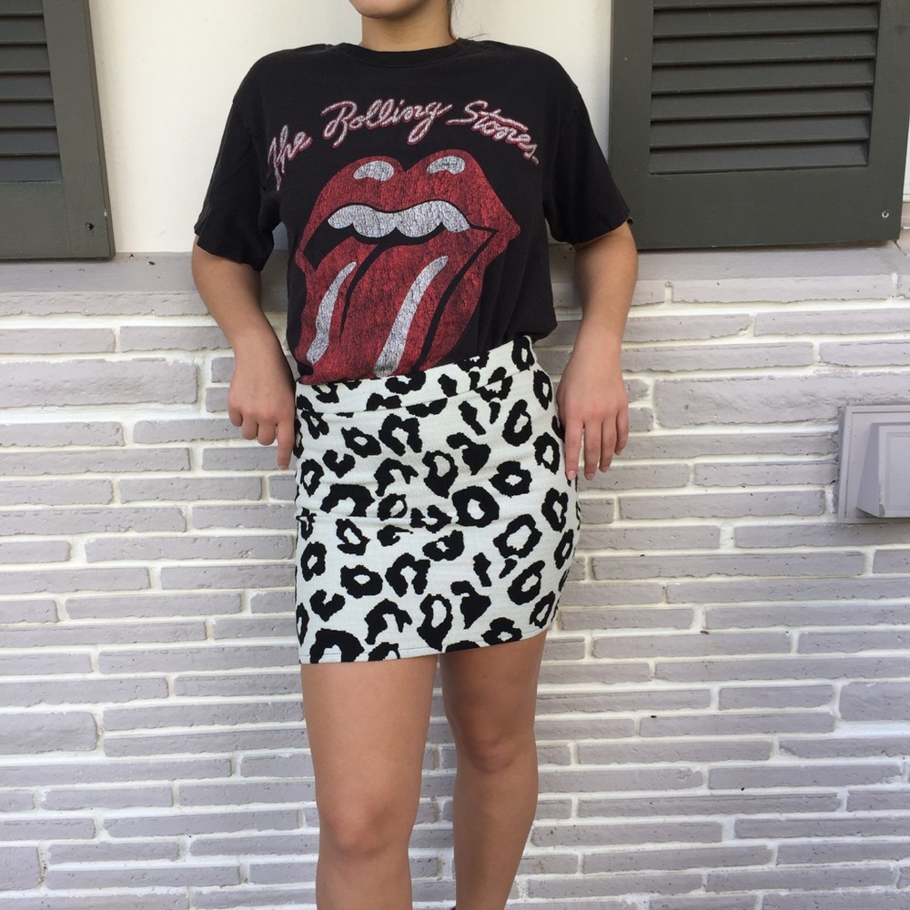Leopard print mini skirt - Picture 1 of 3
