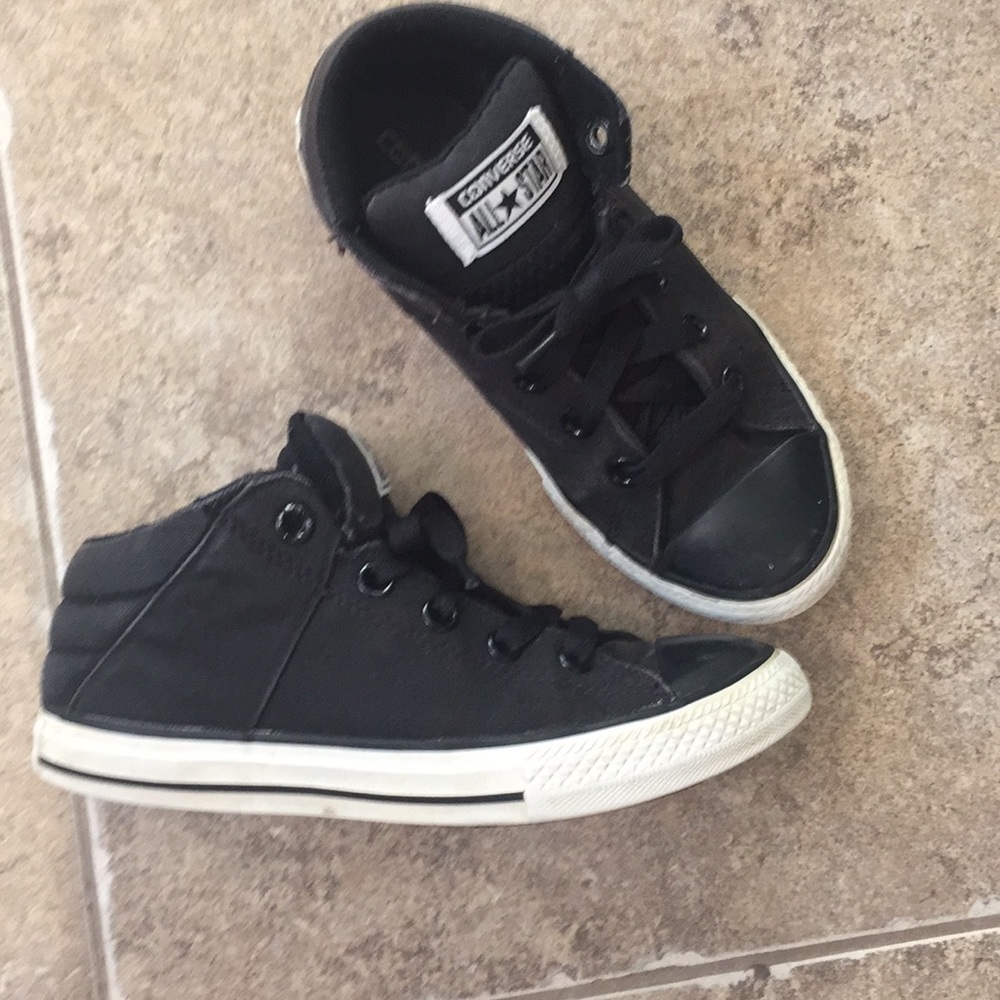 Kids converse black mid tops 2 black toe