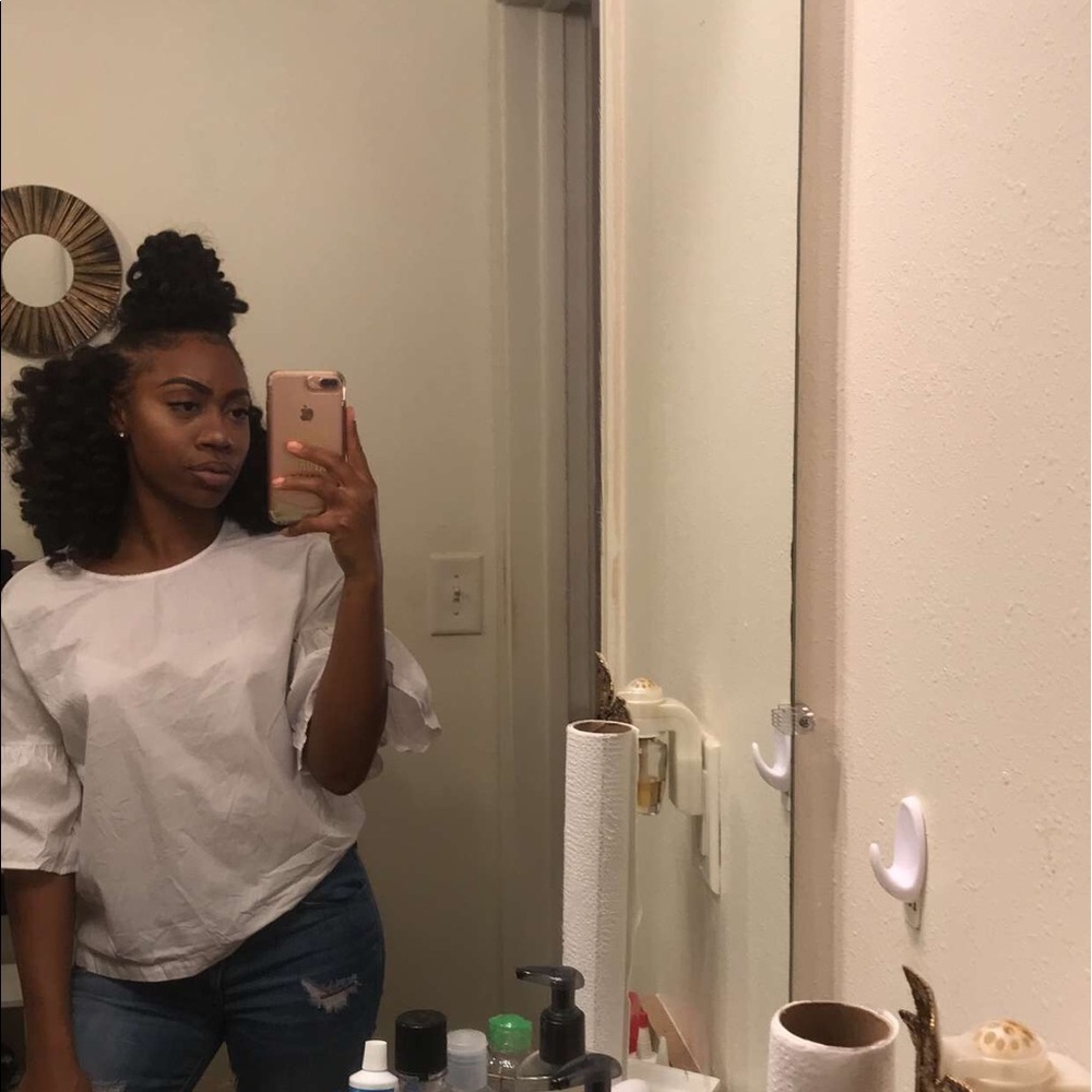 Meet your Posher, Imani