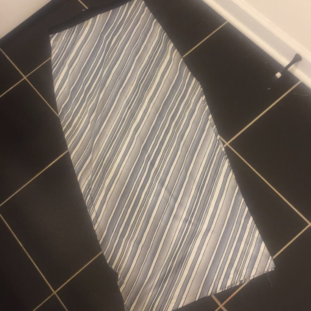 😍XOXO Sexy Skirt in Stripes!😍