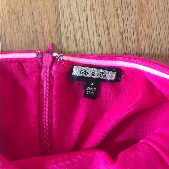 Pink lace peplum strapless bandeau mini dress - Picture 4 of 8