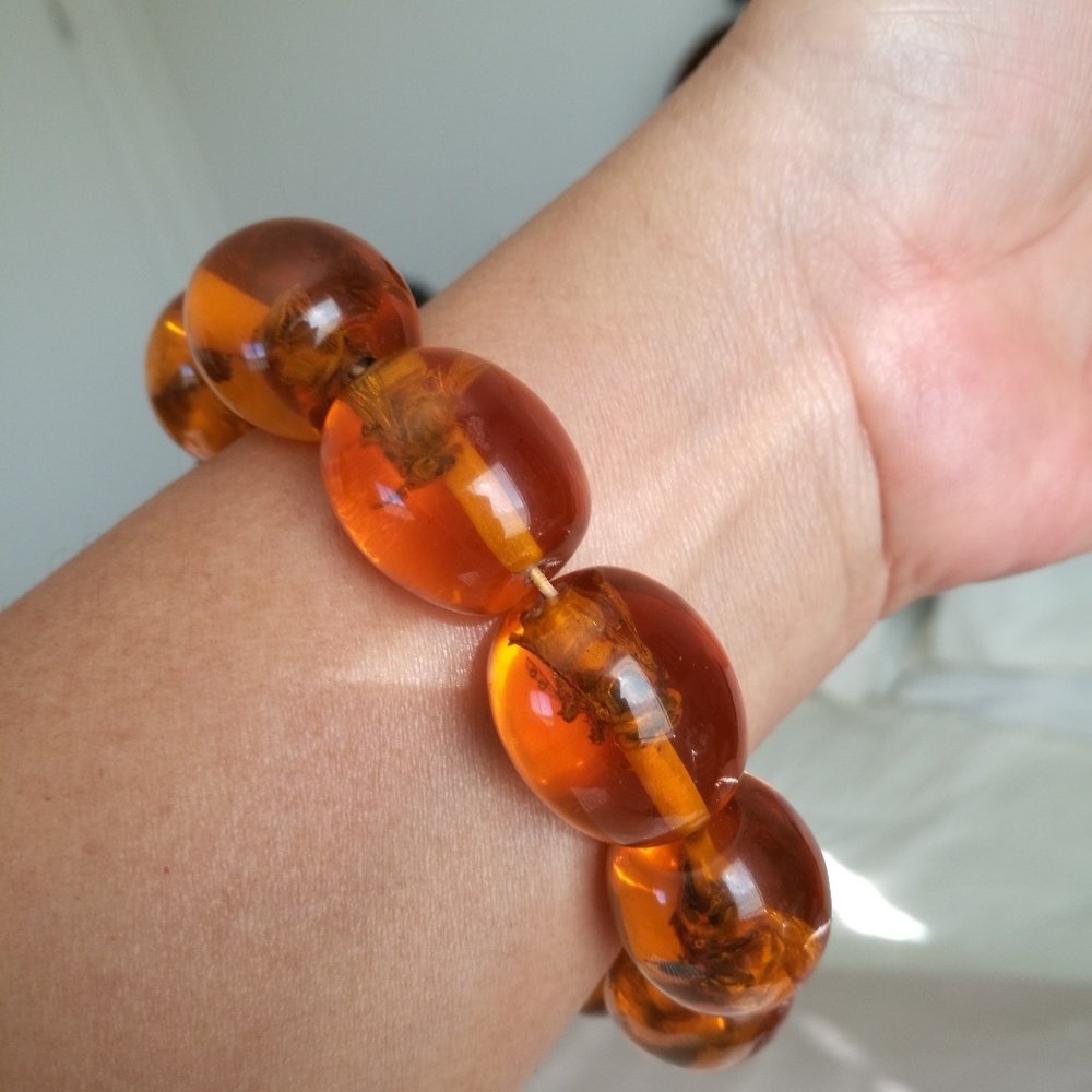 Dark Baltic Amber Bracelet With Insect Fossil