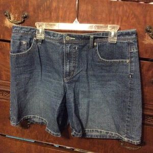 Faded Glory Jeans - Faded Glory Jean Shorts. Smoke & PetFree Faded Glory Jeans - Faded Glory Jean Shorts. Smoke & PetFree