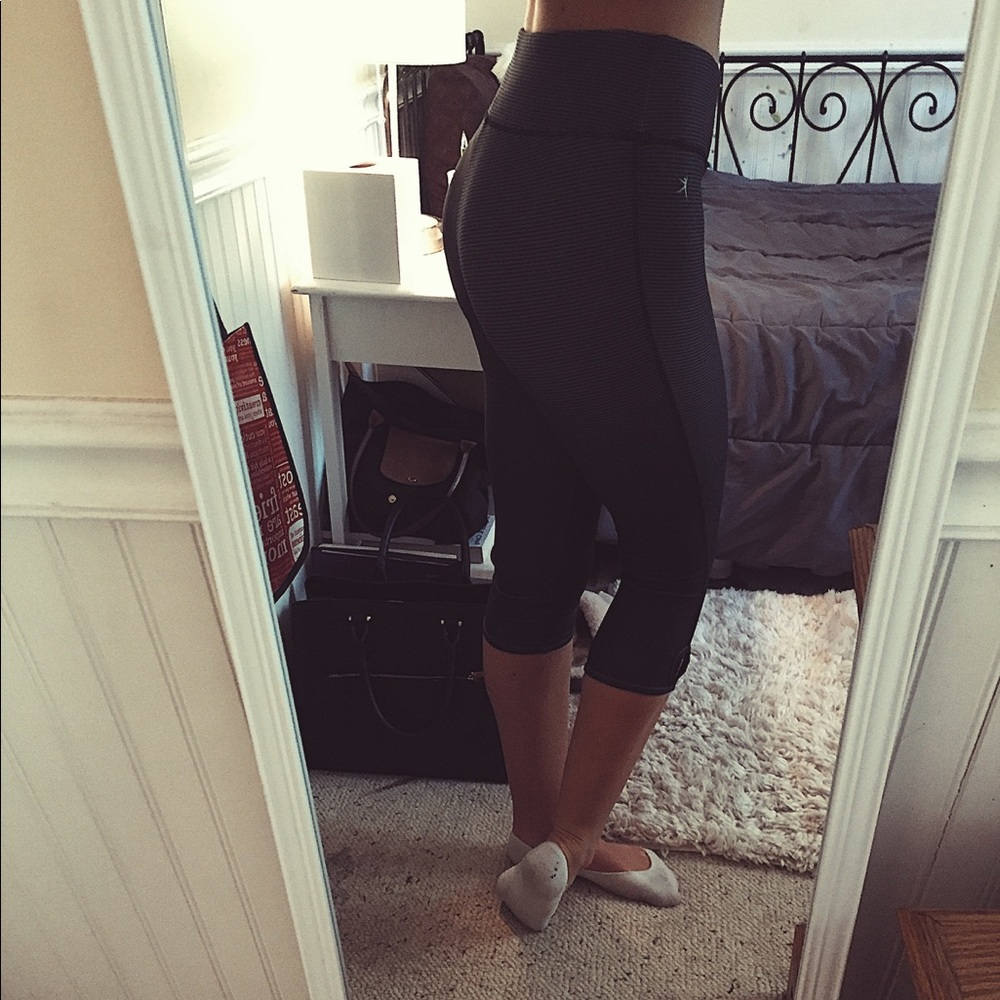activewear leggings