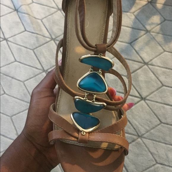 Suede Aldo’s ingeborg wedges with gem detailing - Picture 5 of 6