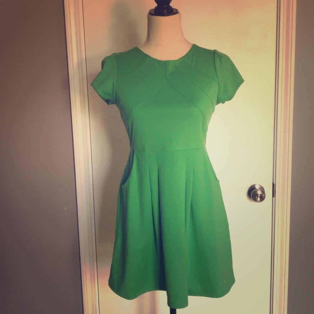 GB Girls Green zip up dress with pockets