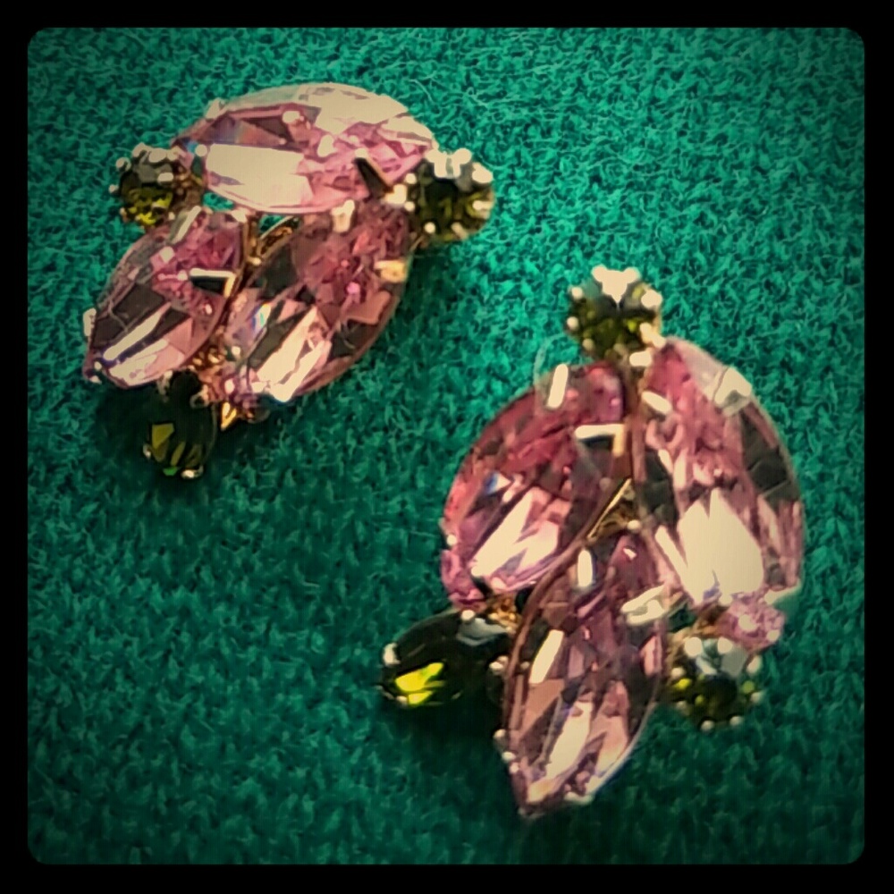 Rare pink vintage rhinestone earrings