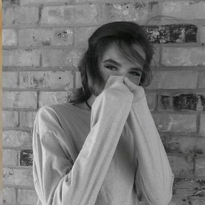 Meet your Posher, Katelyn