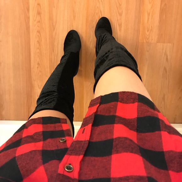 •LAST 1• Victoria Velvet Over The Knee Boot - Picture 3 of 8