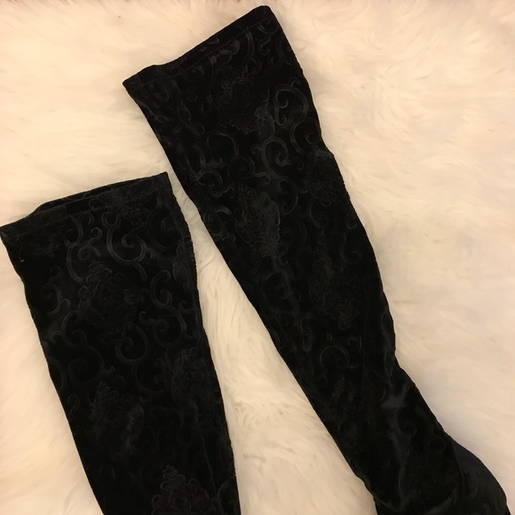 •LAST 1• Victoria Velvet Over The Knee Boot - Picture 5 of 8