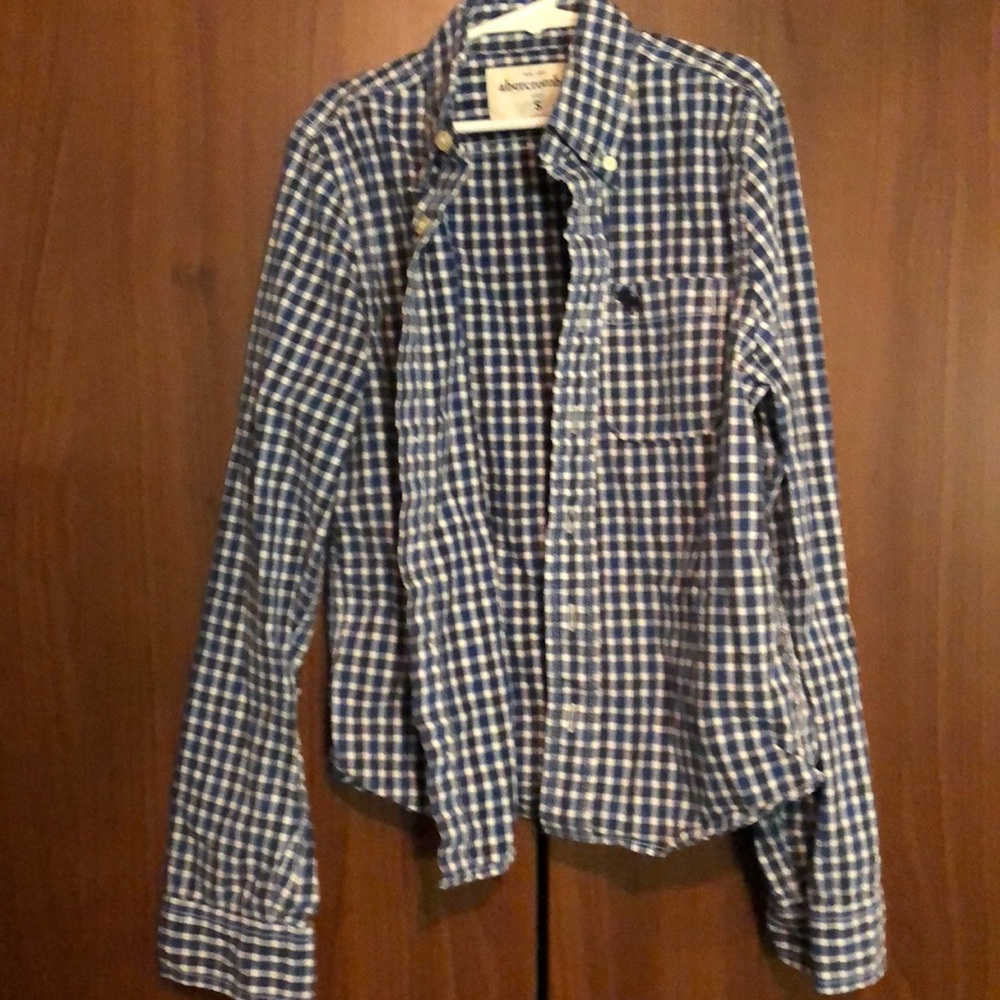 Abercrombie Kids button-up shirt (Small)