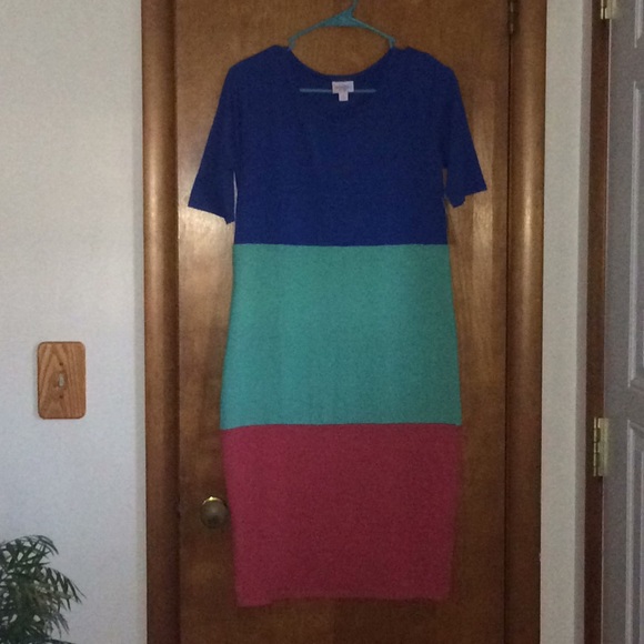 LuLaRoe Dresses & Skirts - Small 3 tone LuLaRoe Julia