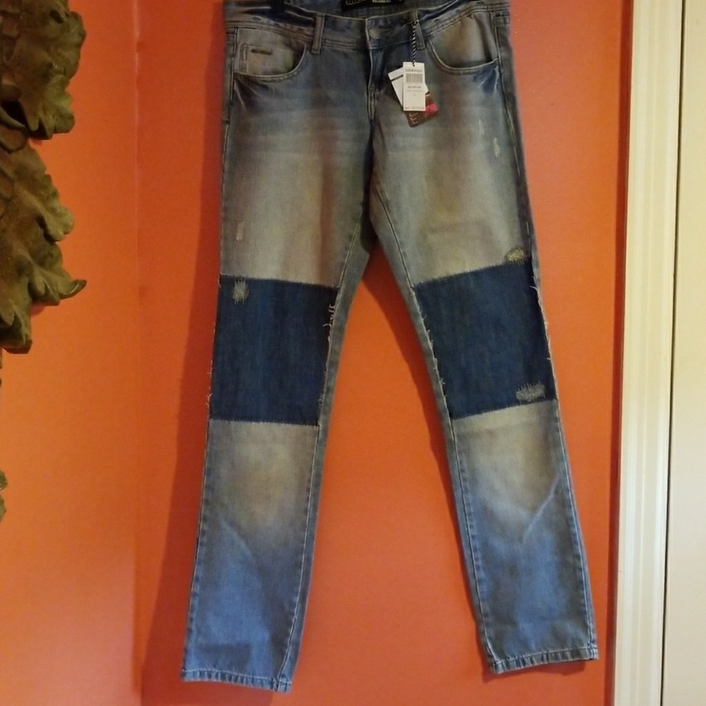 Billabong jeans.  Jrs Size 9