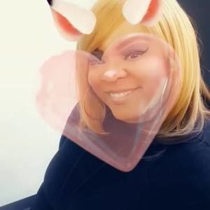 Meet your Posher, Alexia