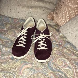 Easy spirit maroon suede sneakers
