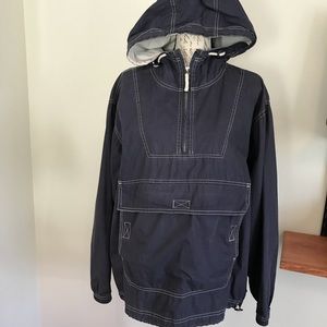 Gap light weight wind breaker