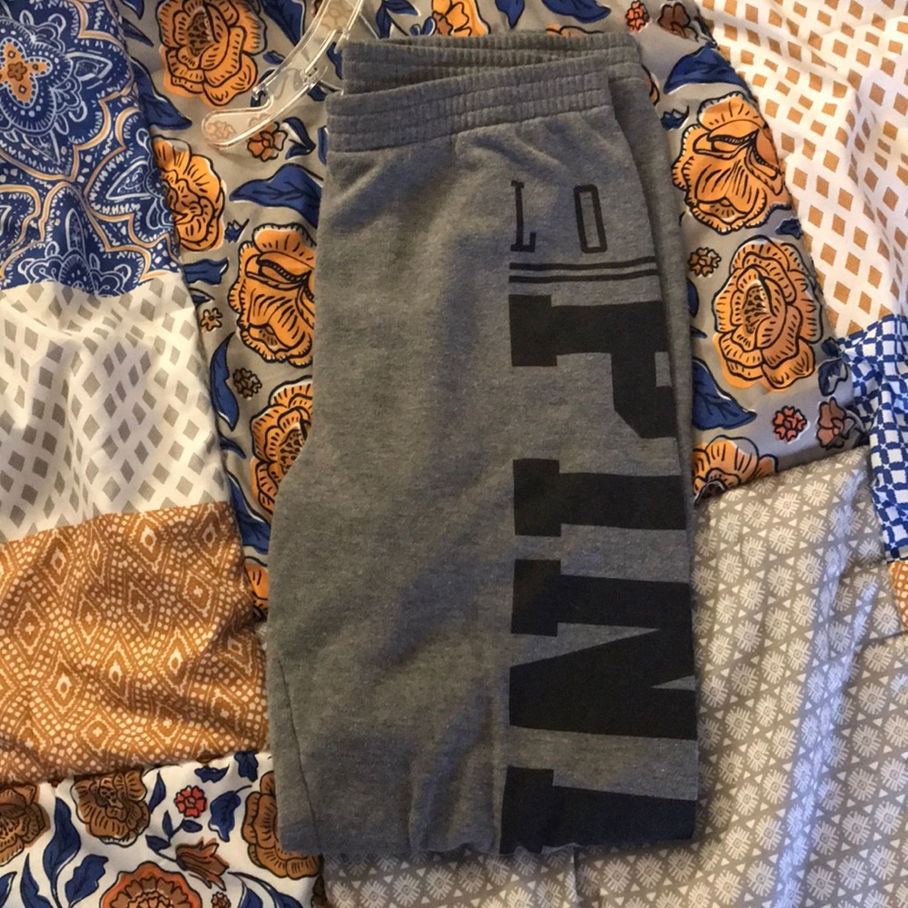 vs pink sweatpants