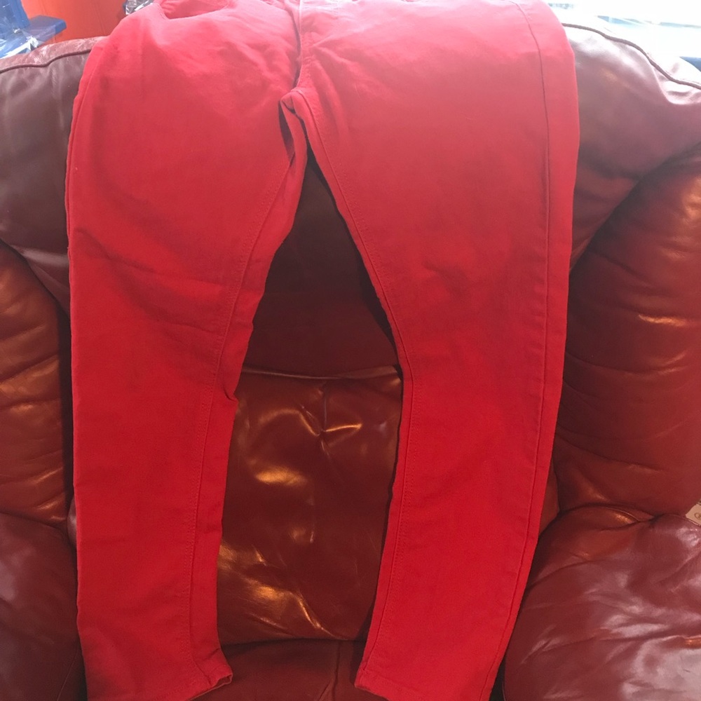 29/30 skinny fit red pants.