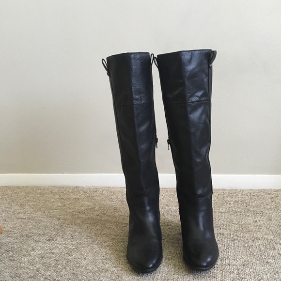 Vince Camuto Tall Mordona Boots - Picture 2 of 4