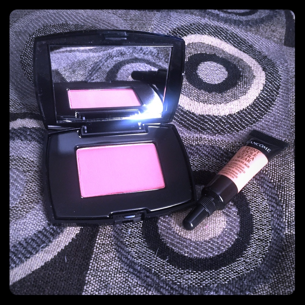 Lancôme 381 Plum Charm blush and peach camouflage