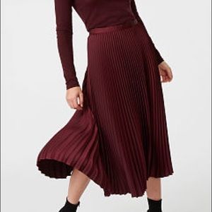 ISO Club Monaco annina pleated midi skirt size 8