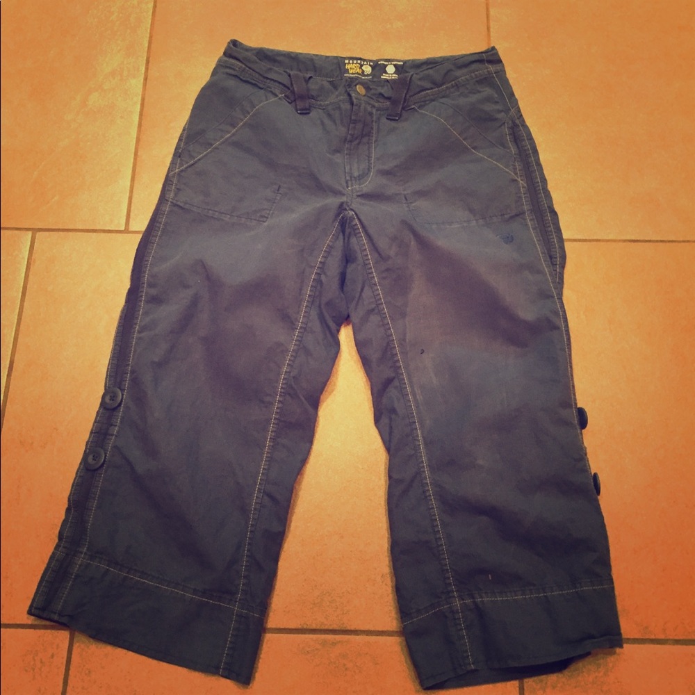 Size 6 Mountain Hard Wear Shorts