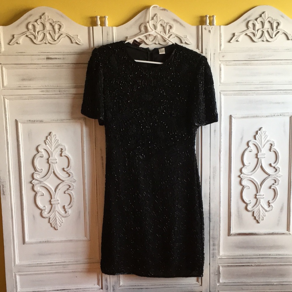 Vintage black sequined New Years 👗!