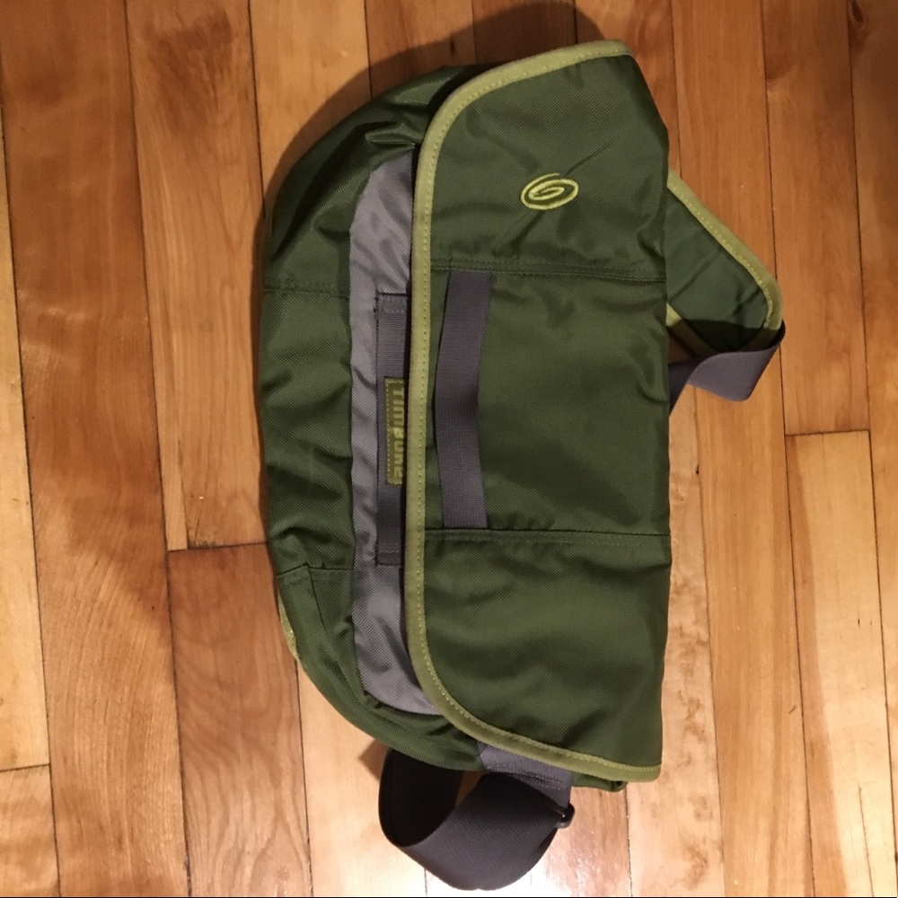 Small timbuk2 bag