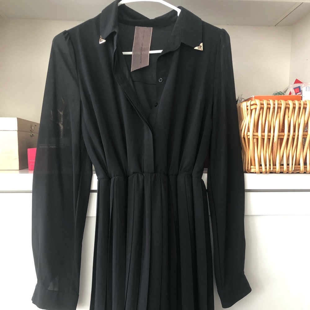 Black long sleeves collar dress size s