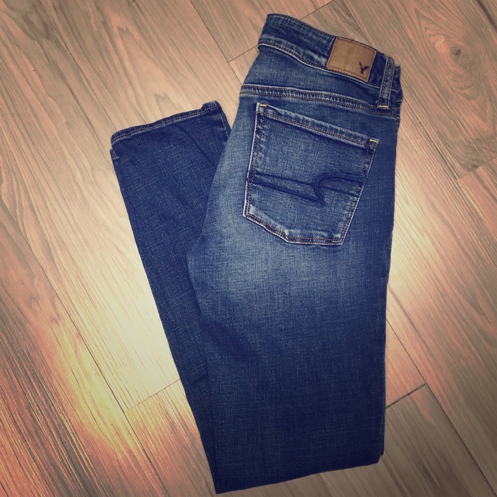 American Eagle skinny jeans