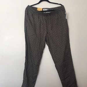 Old Navy midrise slacks