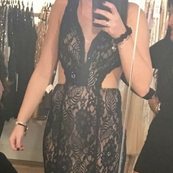 Gown/prom dress - Picture 2 of 6