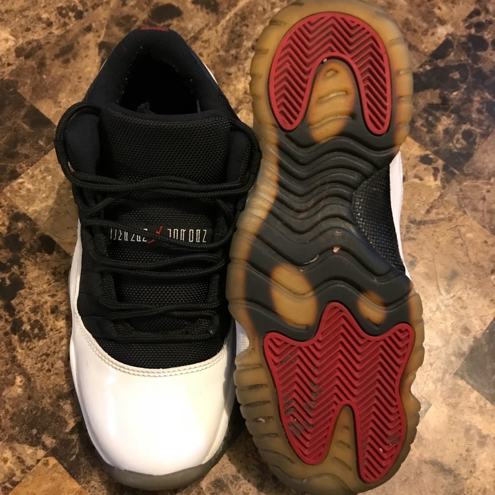 Jordan 11s