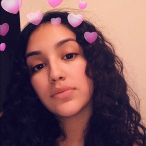 Meet your Posher, Vanesa